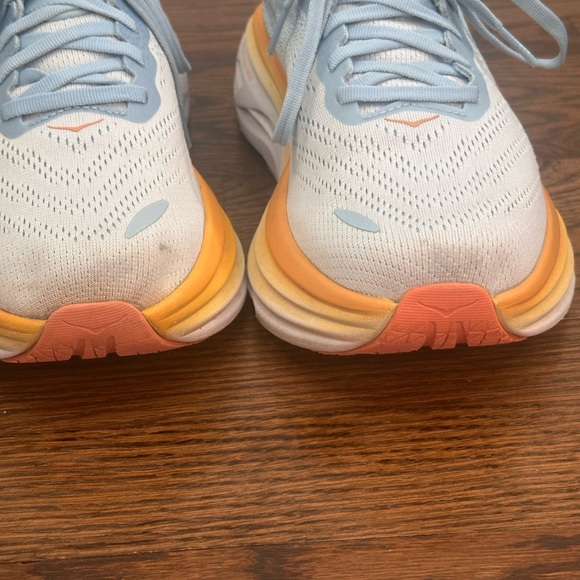 HOKA Bondi 8 Max Cushioned Road Runner Size 9.5 Wide - Picture 3 of 8